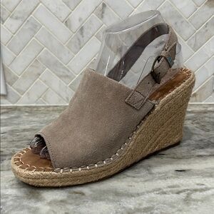 Toms Tan Espadrille Wedges Slip-On